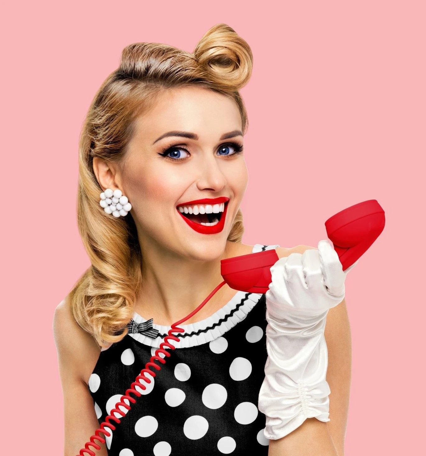 Retro Girl On Phone Webp
